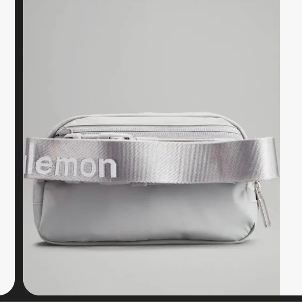 🩶Lululemon Silver Gray / white Everywhere Belt Bag - Picture 5 of 9